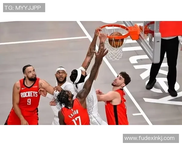 11月14日火箭队对阵快船队精彩对决前瞻分析与球员表现预测